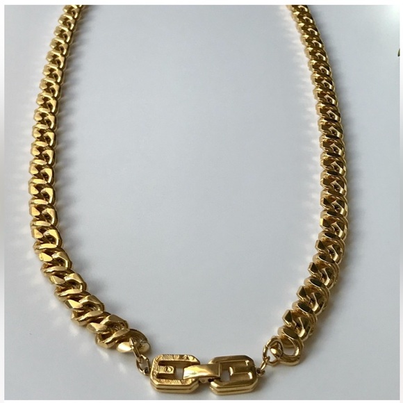 Givenchy Jewelry - VTG Givenchy Gold Chain Necklace